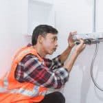raccordement des sanitaires preparer evacuations alimentations et collecteur 1